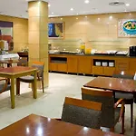 Istay By Nh Sport Saragoça