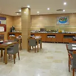Hotel Istay By Nh Sport Saragoça