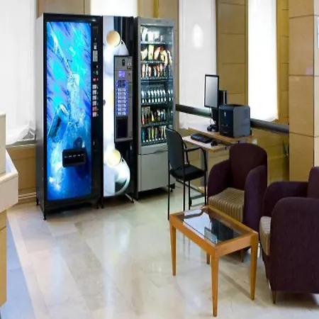 Hotel Istay By Nh Sport 3*