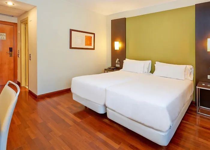 Hotel Istay By Nh Sport 3*