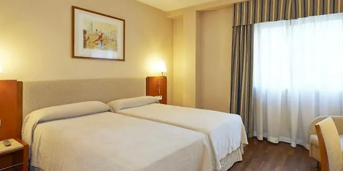 Istay By Nh Sport Hotell 3*